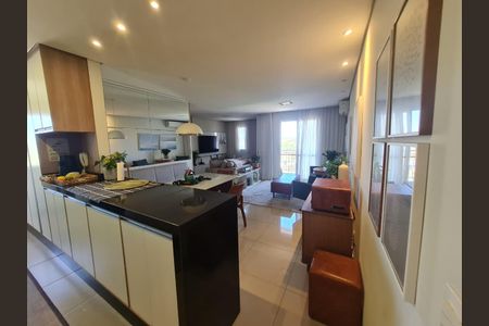Apartamento à venda com 73m², 3 quartos e 2 vagas Apartamento à venda com 73m², 3 quartos e 2 vagasCozinha