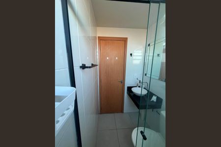 Apartamento para alugar com 41m², 2 quartos e 1 vaga Apartamento para alugar com 41m², 2 quartos e 1 vagaBanheiro