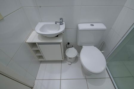 Apartamento para alugar com 56m², 2 quartos e 1 vaga Apartamento para alugar com 56m², 2 quartos e 1 vagaBanheiro