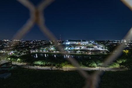 Apartamento para alugar com 56m², 2 quartos e 1 vaga Apartamento para alugar com 56m², 2 quartos e 1 vagaVaranda - Vista