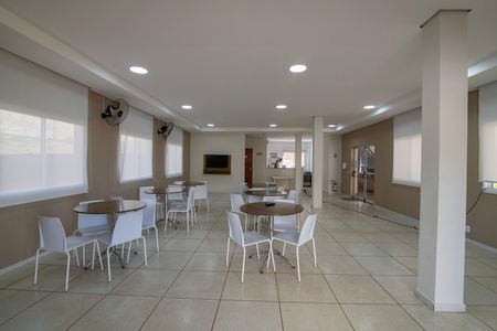 Apartamento para alugar com 56m², 2 quartos e 1 vaga Apartamento para alugar com 56m², 2 quartos e 1 vagaÁrea Comum - Salão de Festas