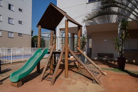 Apartamento para alugar com 56m², 2 quartos e 1 vaga Apartamento para alugar com 56m², 2 quartos e 1 vagaÁrea Comum - Playground