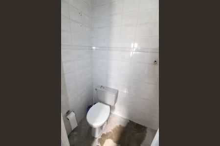 Banheiro de kitnet/studio para alugar com 2 quartos, 35m² em Vila Adyana, São José dos Campos