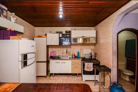 Casa à venda com 216m², 4 quartos e 2 vagas Casa à venda com 216m², 4 quartos e 2 vagasCozinha - Casa 2