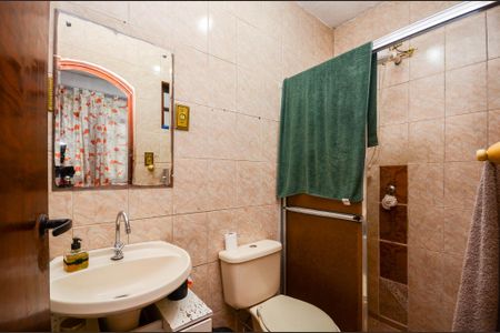 Casa à venda com 216m², 4 quartos e 2 vagas Casa à venda com 216m², 4 quartos e 2 vagasBanheiro - Casa 2