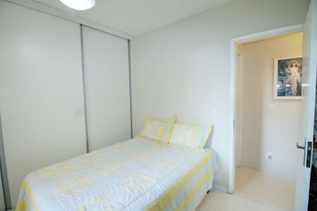 Quarto 1 de apartamento à venda com 3 quartos, 64m² em Penha, Rio de Janeiro