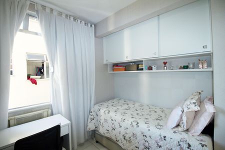 Apartamento à venda com 64m², 3 quartos e 1 vagaQuarto 2