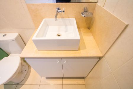Apartamento à venda com 220m², 4 quartos e 2 vagas Apartamento à venda com 220m², 4 quartos e 2 vagasBanheiro do quarto 2