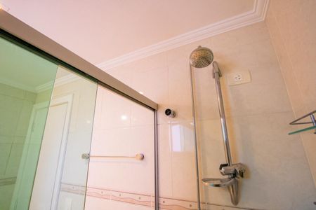 Apartamento à venda com 220m², 4 quartos e 2 vagas Apartamento à venda com 220m², 4 quartos e 2 vagasBanheiro do quarto 2