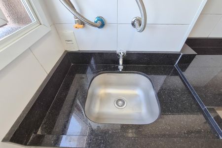 Apartamento para alugar com 73m², 2 quartos e 1 vaga Apartamento para alugar com 73m², 2 quartos e 1 vagaCozinha e Área de Serviço