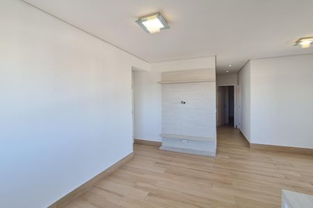Apartamento para alugar com 73m², 2 quartos e 1 vaga Apartamento para alugar com 73m², 2 quartos e 1 vagaSala