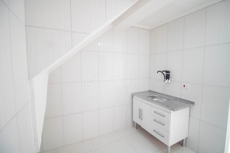 Casa para alugar com 40m², 1 quarto e sem vaga Casa para alugar com 40m², 1 quarto e sem vagaCOZINHA E ÁREA DE SERVIÇO