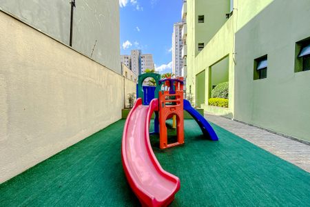 Apartamento à venda com 79m², 3 quartos e 2 vagasÁrea comum - Playground