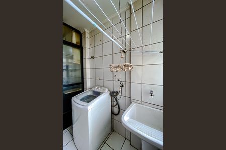 Apartamento à venda com 79m², 3 quartos e 2 vagas Apartamento à venda com 79m², 3 quartos e 2 vagasÁrea de Serviço