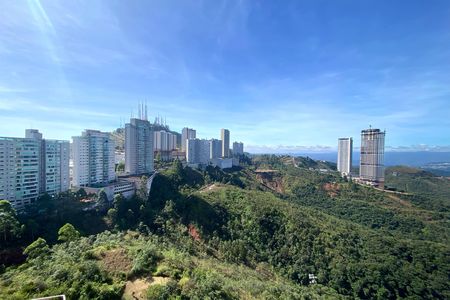 Vista da Sala de apartamento para alugar com 3 quartos, 79m² em Vila da Serra, Nova Lima