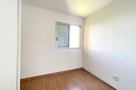 Apartamento para alugar com 79m², 3 quartos e 2 vagasQuarto 2