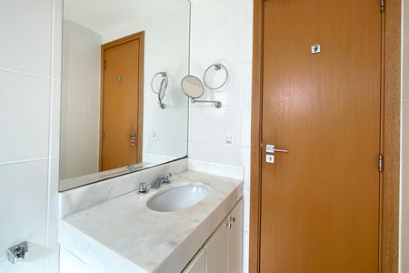 Apartamento para alugar com 79m², 3 quartos e 2 vagasBanheiro