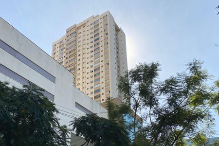 Apartamento para alugar com 79m², 3 quartos e 2 vagasFachada