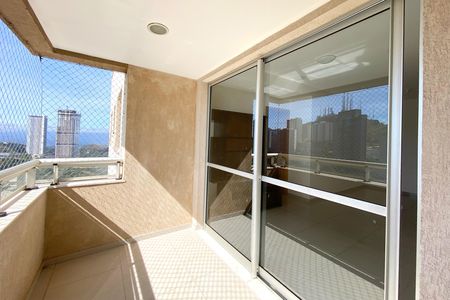 Varanda da Sala de apartamento para alugar com 3 quartos, 79m² em Vila da Serra, Nova Lima
