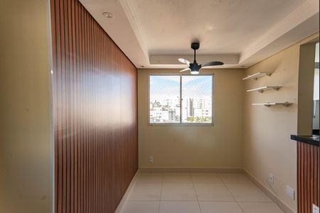 Sala de apartamento à venda com 2 quartos, 53m² em Jardim Nova Europa, Campinas