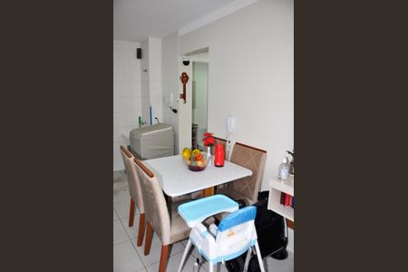 Apartamento para alugar com 32m², 2 quartos e sem vagaDetalhe - Sala e Sala de Jantar