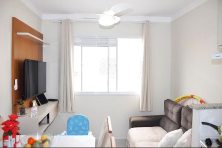 Detalhe - Sala e Sala de Jantar de apartamento para alugar com 2 quartos, 32m² em Piqueri, São Paulo