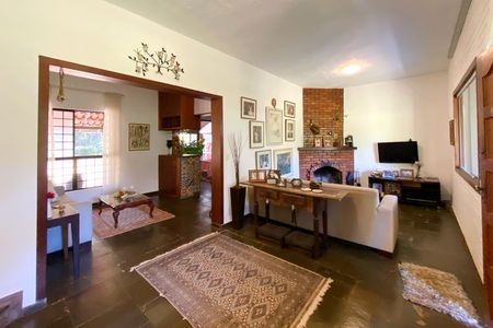 Casa de condomínio para alugar com 375m², 3 quartos e 2 vagas Casa de condomínio para alugar com 375m², 3 quartos e 2 vagasSala