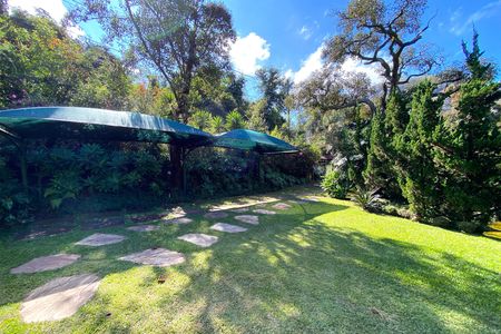 Casa de condomínio para alugar com 375m², 3 quartos e 2 vagas Casa de condomínio para alugar com 375m², 3 quartos e 2 vagasJardim