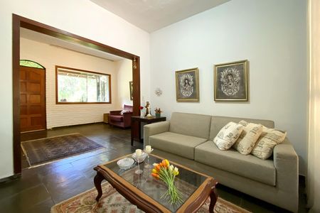 Casa de condomínio para alugar com 375m², 3 quartos e 2 vagas Casa de condomínio para alugar com 375m², 3 quartos e 2 vagasSala 2