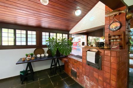 Cozinha de casa de condomínio para alugar com 3 quartos, 375m² em Arvoredo, Nova Lima
