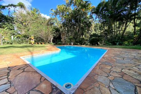 Casa de condomínio para alugar com 375m², 3 quartos e 2 vagas Casa de condomínio para alugar com 375m², 3 quartos e 2 vagasPiscina