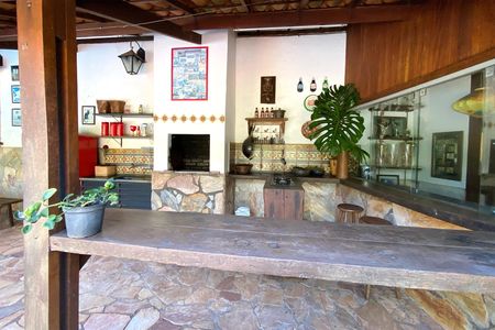 Casa de condomínio para alugar com 375m², 3 quartos e 2 vagas Casa de condomínio para alugar com 375m², 3 quartos e 2 vagasEspaço Gourmet