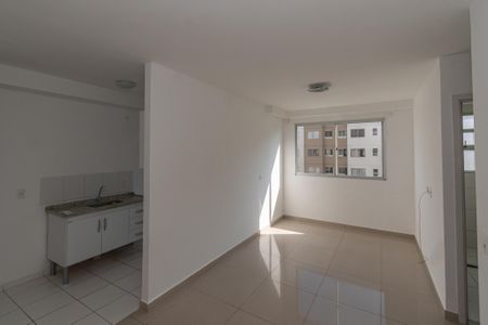 Apartamento para alugar com 49m², 2 quartos e 1 vaga Apartamento para alugar com 49m², 2 quartos e 1 vagaSala de Estar/Jantar