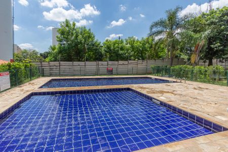 Apartamento para alugar com 49m², 2 quartos e 1 vaga Apartamento para alugar com 49m², 2 quartos e 1 vagaÁrea comum - Piscina