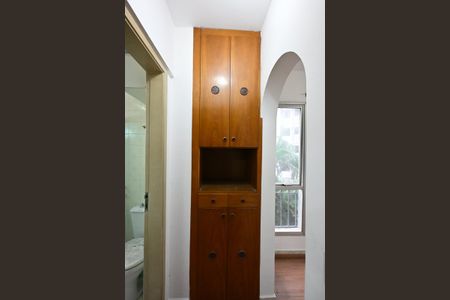 Corredor de apartamento à venda com 1 quarto, 31m² em Vila Andrade, São Paulo
