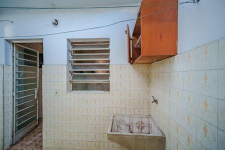 Casa para alugar com 120m², 2 quartos e 1 vaga Casa para alugar com 120m², 2 quartos e 1 vagaÁrea de Serviço