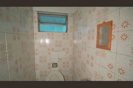 Casa para alugar com 120m², 2 quartos e 1 vaga Casa para alugar com 120m², 2 quartos e 1 vagaBanheiro 2