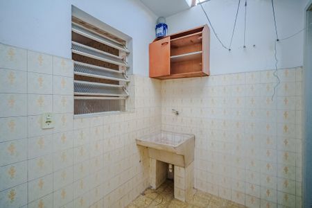 Casa para alugar com 120m², 2 quartos e 1 vaga Casa para alugar com 120m², 2 quartos e 1 vagaÁrea de Serviço