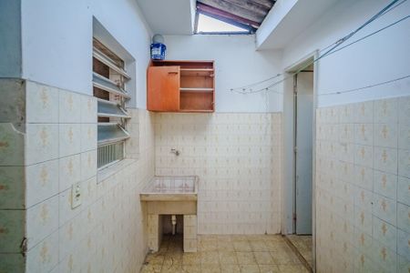 Casa para alugar com 120m², 2 quartos e 1 vaga Casa para alugar com 120m², 2 quartos e 1 vagaÁrea de Serviço