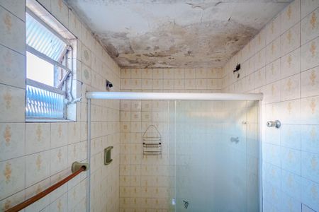 Casa para alugar com 120m², 2 quartos e 1 vaga Casa para alugar com 120m², 2 quartos e 1 vagaBanheiro 1