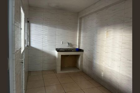 Casa para alugar com 70m², 2 quartos e sem vaga Casa para alugar com 70m², 2 quartos e sem vagaCozinha