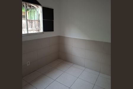 Quarto de casa para alugar com 2 quartos, 70m² em Porto da Pedra, São Gonçalo