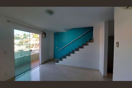 Sala de casa para alugar com 2 quartos, 115m² em Moquetá, Nova Iguaçu