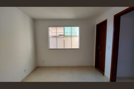 Casa para alugar com 115m², 2 quartos e 2 vagas Casa para alugar com 115m², 2 quartos e 2 vagasSuíte 2
