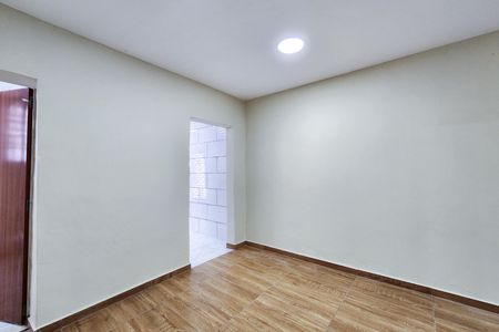 Casa para alugar com 140m², 2 quartos e 1 vaga Casa para alugar com 140m², 2 quartos e 1 vagaSala de Jantar