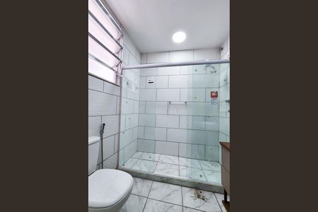 Casa para alugar com 140m², 2 quartos e 1 vaga Casa para alugar com 140m², 2 quartos e 1 vagaBanheiro