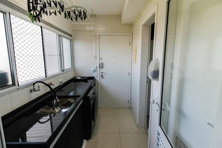 Apartamento à venda com 143m², 3 quartos e 3 vagas Apartamento à venda com 143m², 3 quartos e 3 vagasÁrea de Serviço