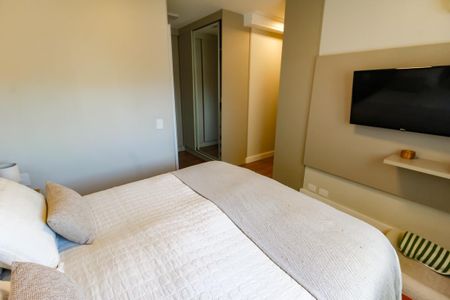 Apartamento à venda com 143m², 3 quartos e 3 vagas Apartamento à venda com 143m², 3 quartos e 3 vagasSuíte 3