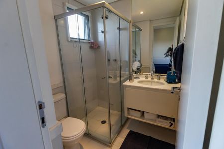 Apartamento à venda com 143m², 3 quartos e 3 vagas Apartamento à venda com 143m², 3 quartos e 3 vagasBanheiro da Suíte 2