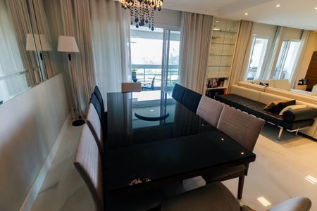 Apartamento à venda com 143m², 3 quartos e 3 vagas Apartamento à venda com 143m², 3 quartos e 3 vagasSala 2 - Jantar